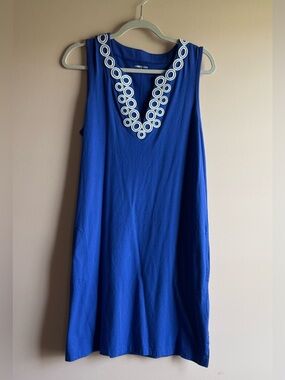Lands' End Royal Blue Sleeveless V-Neck Tank with White Embroidered Trim